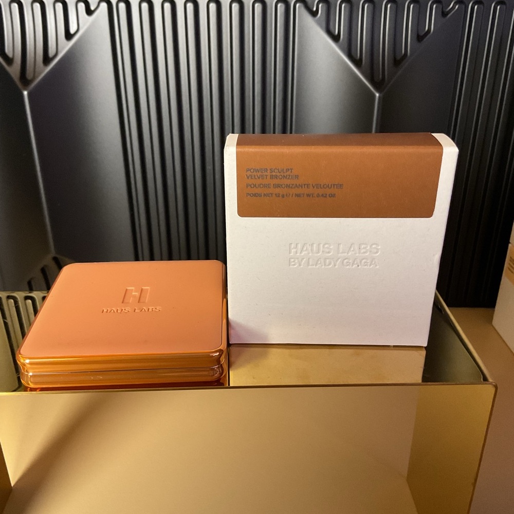 Haus Labs by Lady Gaga POWER SCULPT VELVET BRONZER Deep Level 12 $38 BNIB